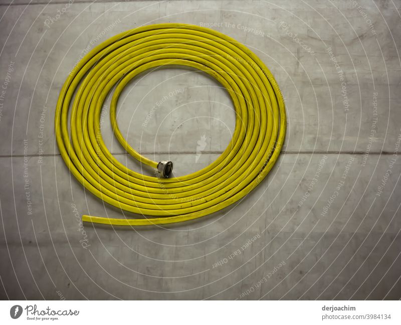 HOSE, WTR , RUB, 62 X 25FT(concret)